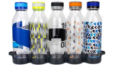 راهنمای خرید انواع بطری آب پلاستیکی، شیشه‌ای و فلزی ارزان