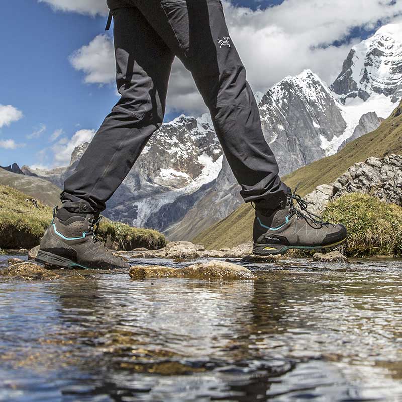 کفش‌های کوهنوردی آب و هوا